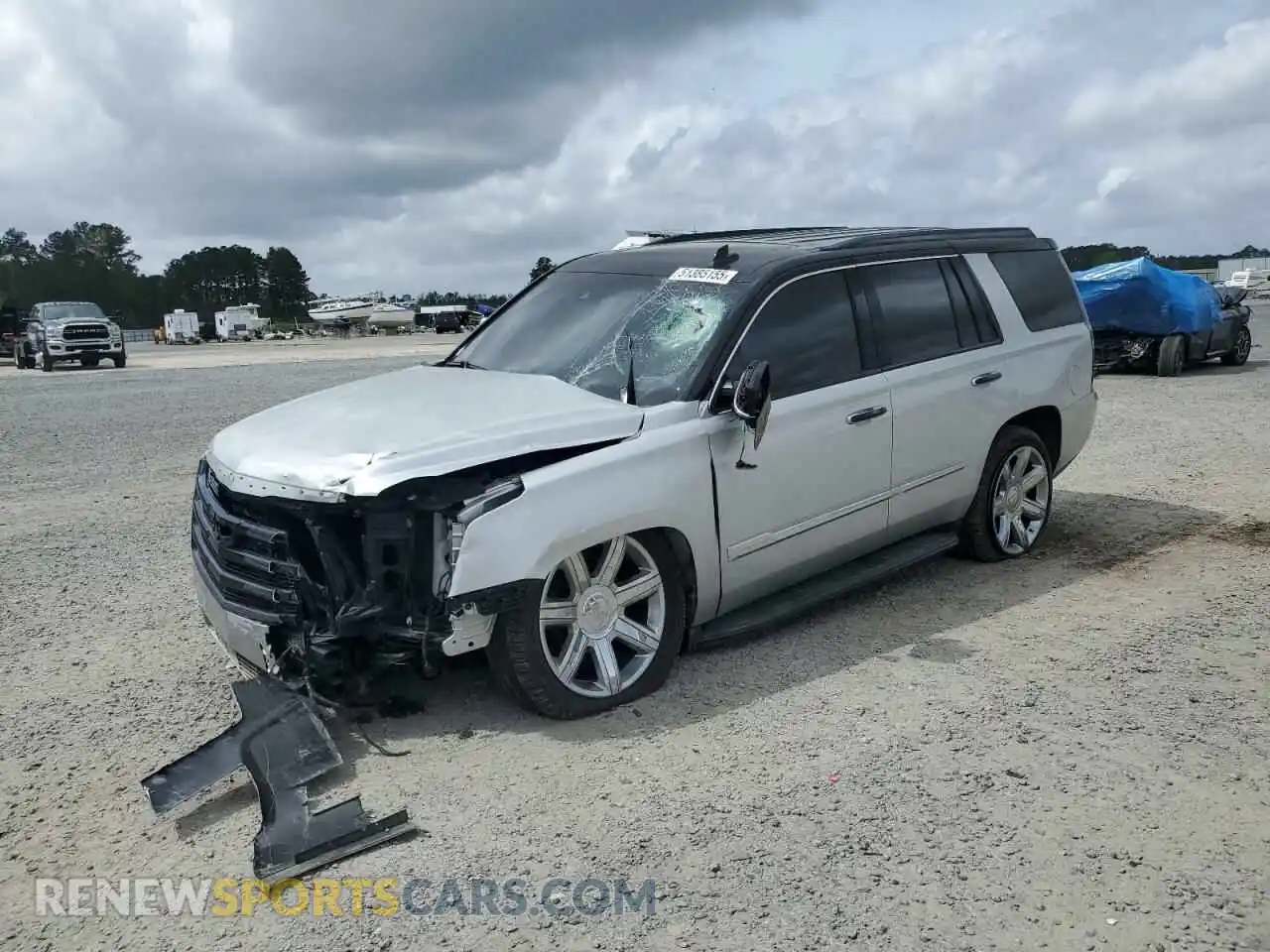 1 Photograph of a damaged car 1GYS3BKJ4LR185701 CADILLAC ESCALADE 2020