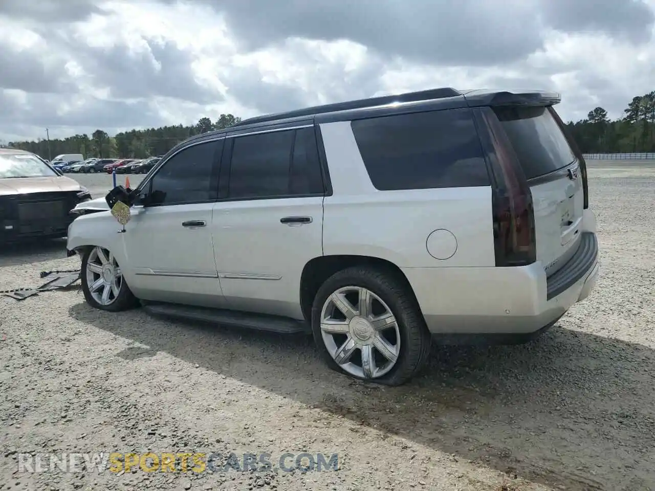 2 Photograph of a damaged car 1GYS3BKJ4LR185701 CADILLAC ESCALADE 2020