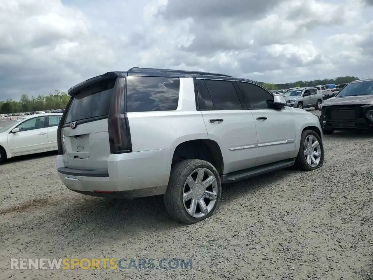 3 Photograph of a damaged car 1GYS3BKJ4LR185701 CADILLAC ESCALADE 2020