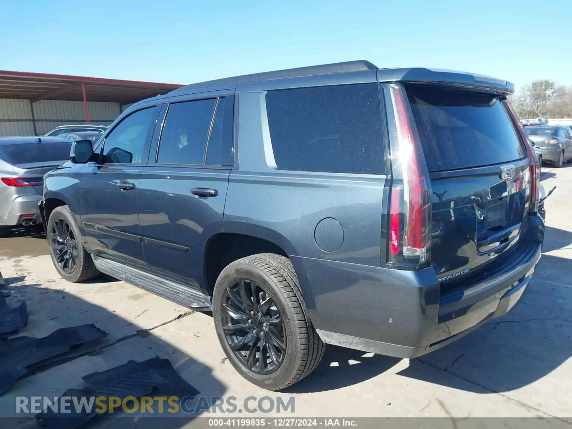 3 Photograph of a damaged car 1GYS4BKJ6LR234247 CADILLAC ESCALADE 2020