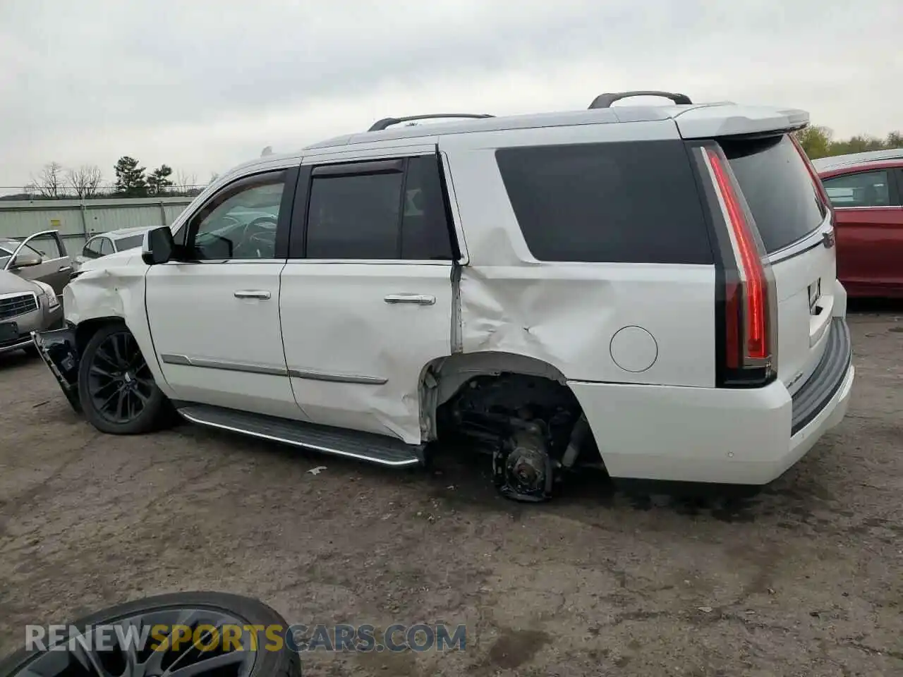 2 Photograph of a damaged car 1GYS4BKJ8LR202660 CADILLAC ESCALADE 2020