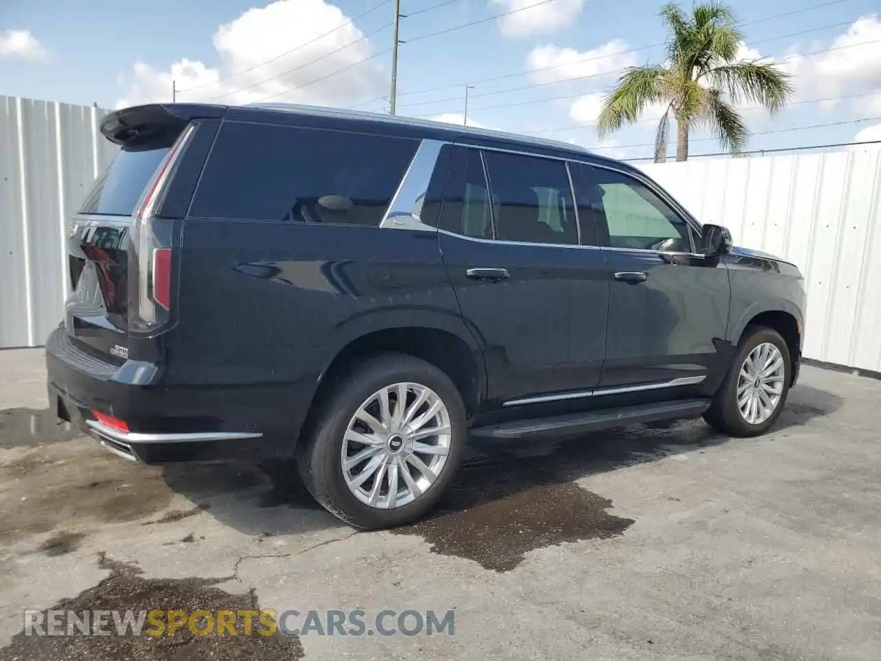 3 Photograph of a damaged car 1GYS3AKL4MR232691 CADILLAC ESCALADE 2021