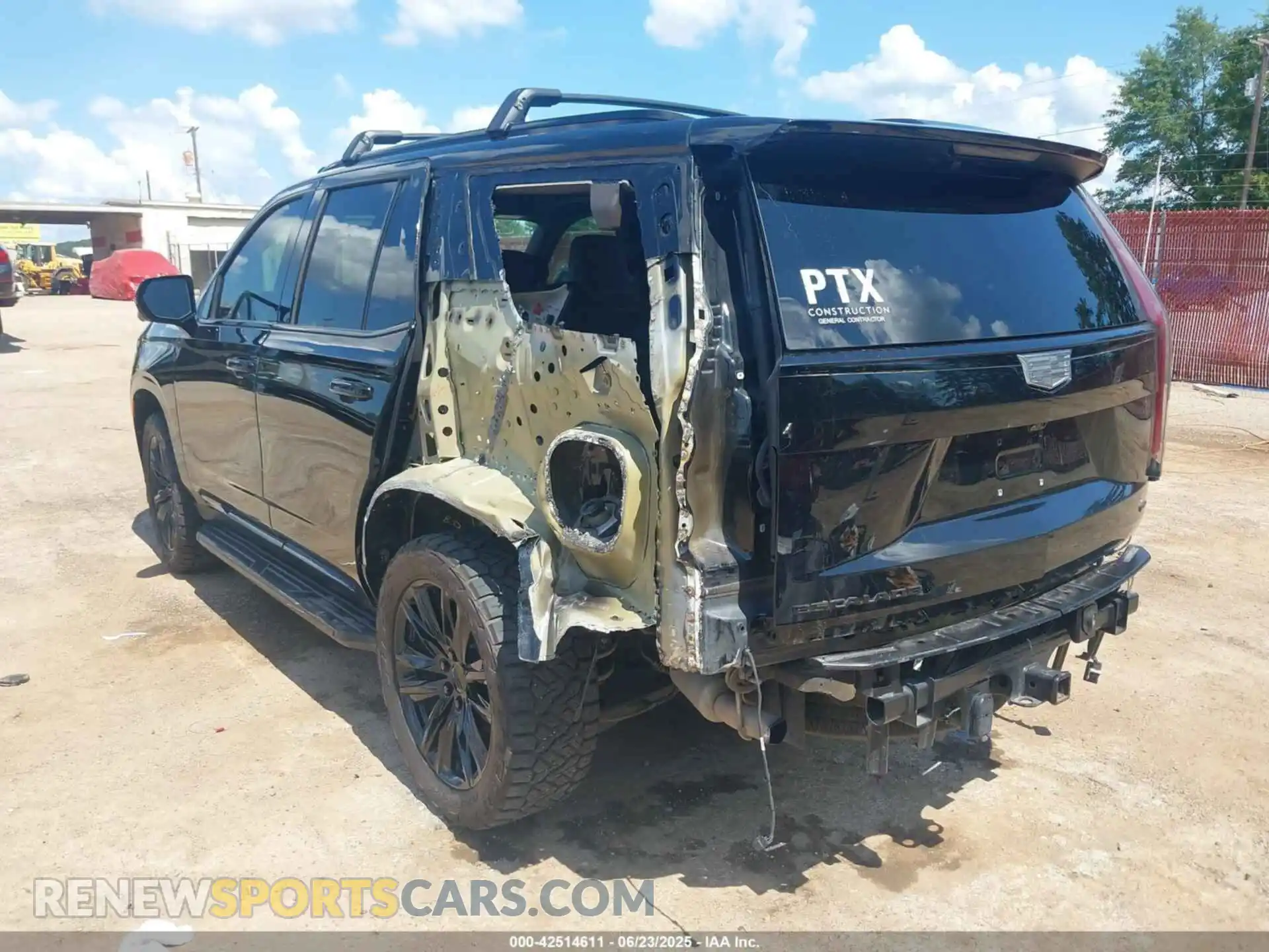 3 Photograph of a damaged car 1GYS3BKL0MR419349 CADILLAC ESCALADE 2021
