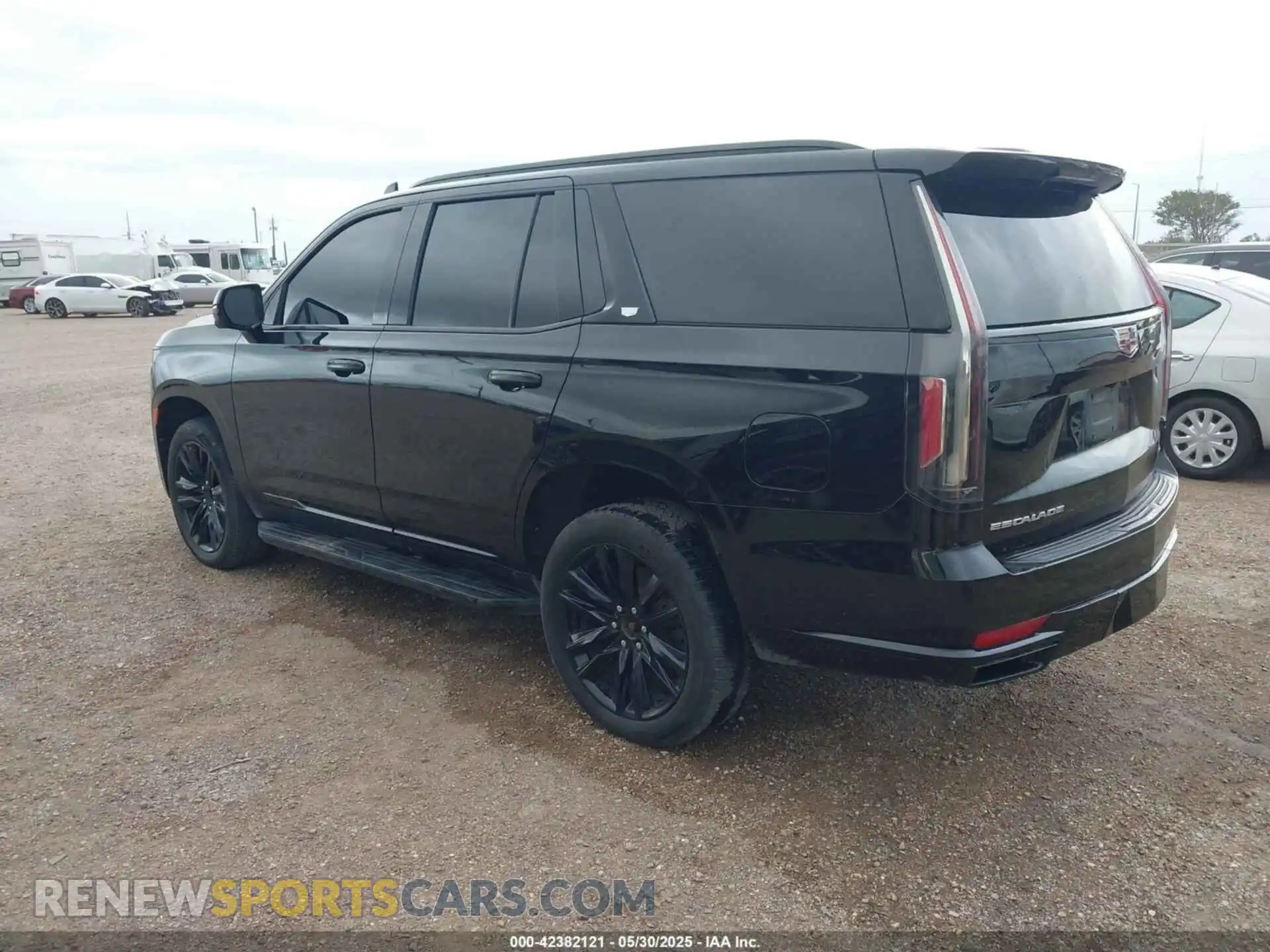 3 Photograph of a damaged car 1GYS3EKL5MR214207 CADILLAC ESCALADE 2021