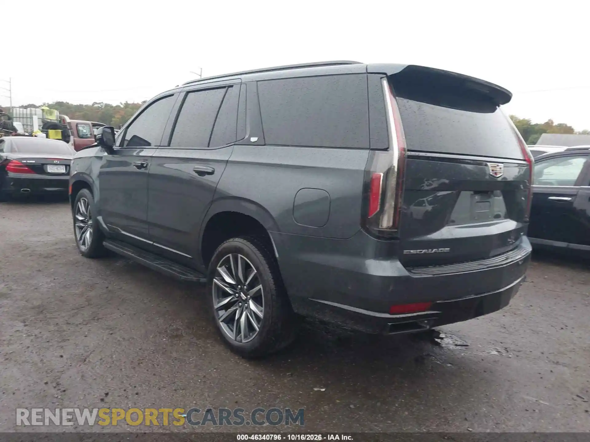 3 Photograph of a damaged car 1GYS3EKL8MR215254 CADILLAC ESCALADE 2021