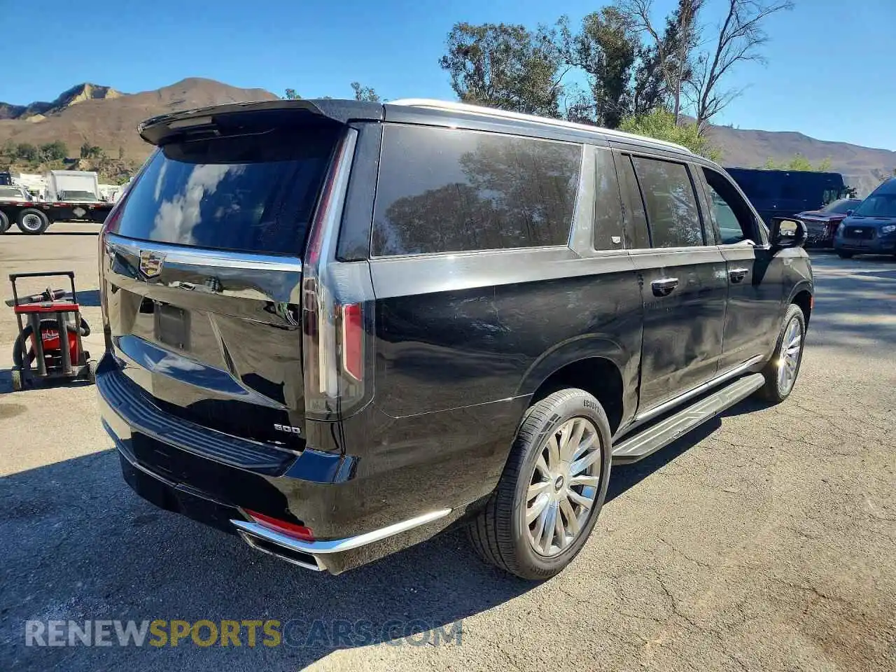 3 fotografías del automóvil dañado 1GYS3KKL7MR234232 CADILLAC ESCALADE 2021