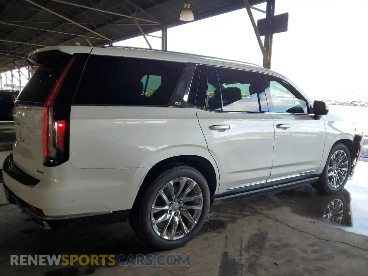 3 Photograph of a damaged car 1GYS4DKL5MR327257 CADILLAC ESCALADE 2021