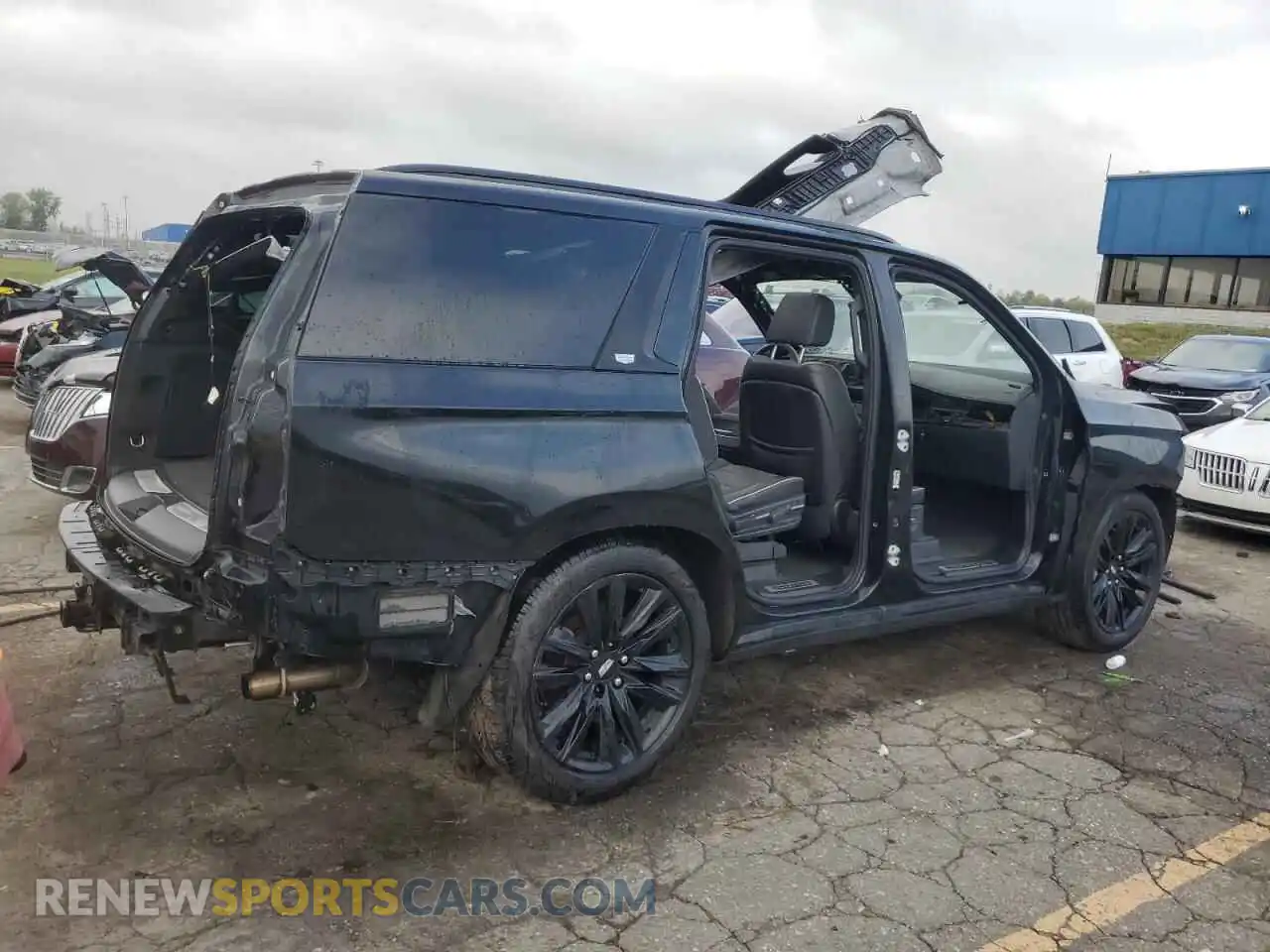 3 Photograph of a damaged car 1GYS4FKL6MR282566 CADILLAC ESCALADE 2021