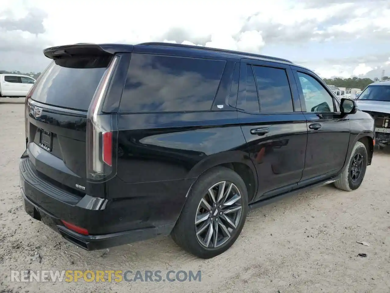 3 Photograph of a damaged car 1GYS4FKL9MR255362 CADILLAC ESCALADE 2021