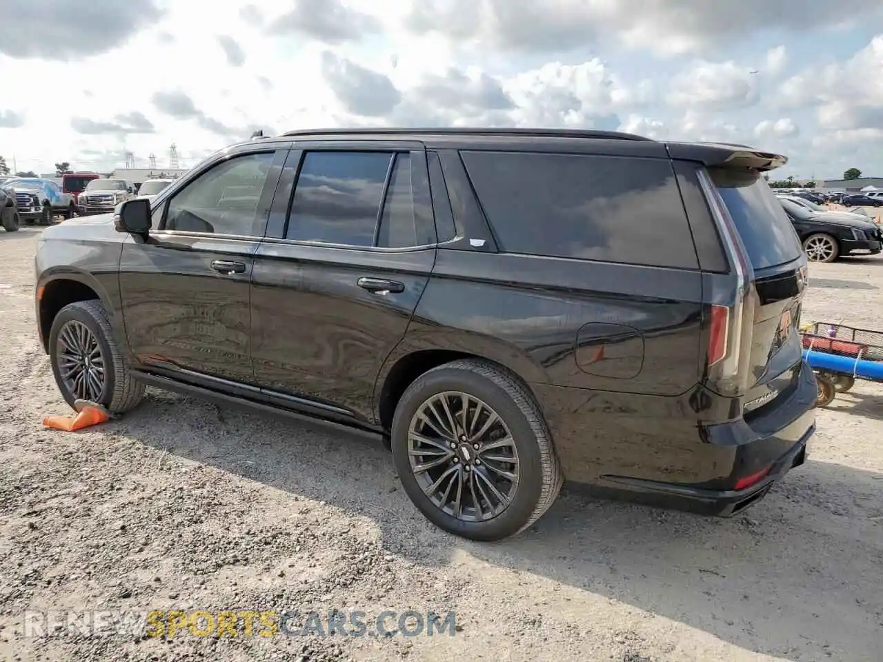 2 Photograph of a damaged car 1GYS4GKL3MR261132 CADILLAC ESCALADE 2021