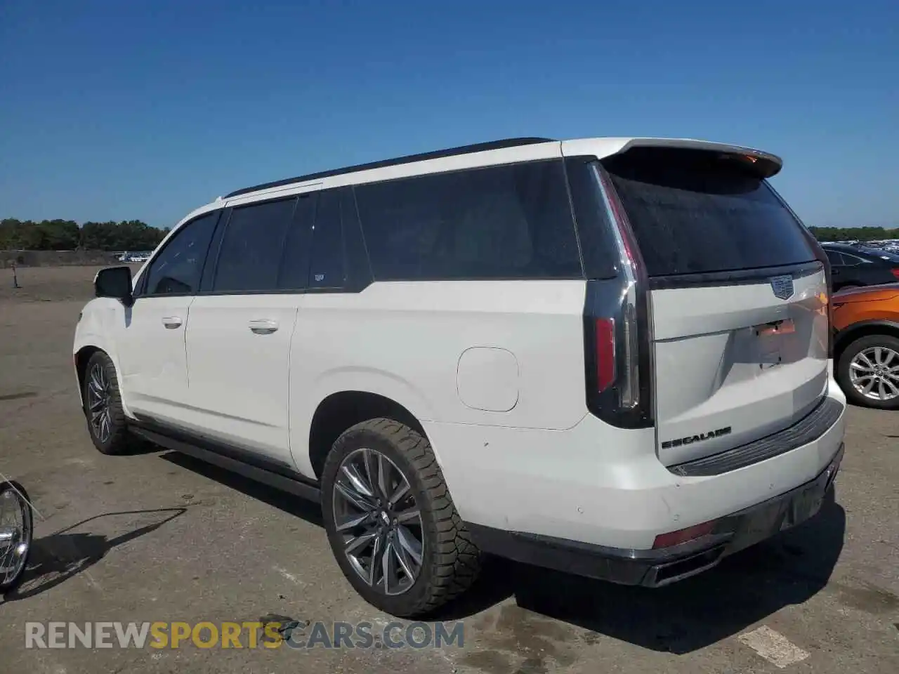 2 Photograph of a damaged car 1GYS4PKL9MR204286 CADILLAC ESCALADE 2021