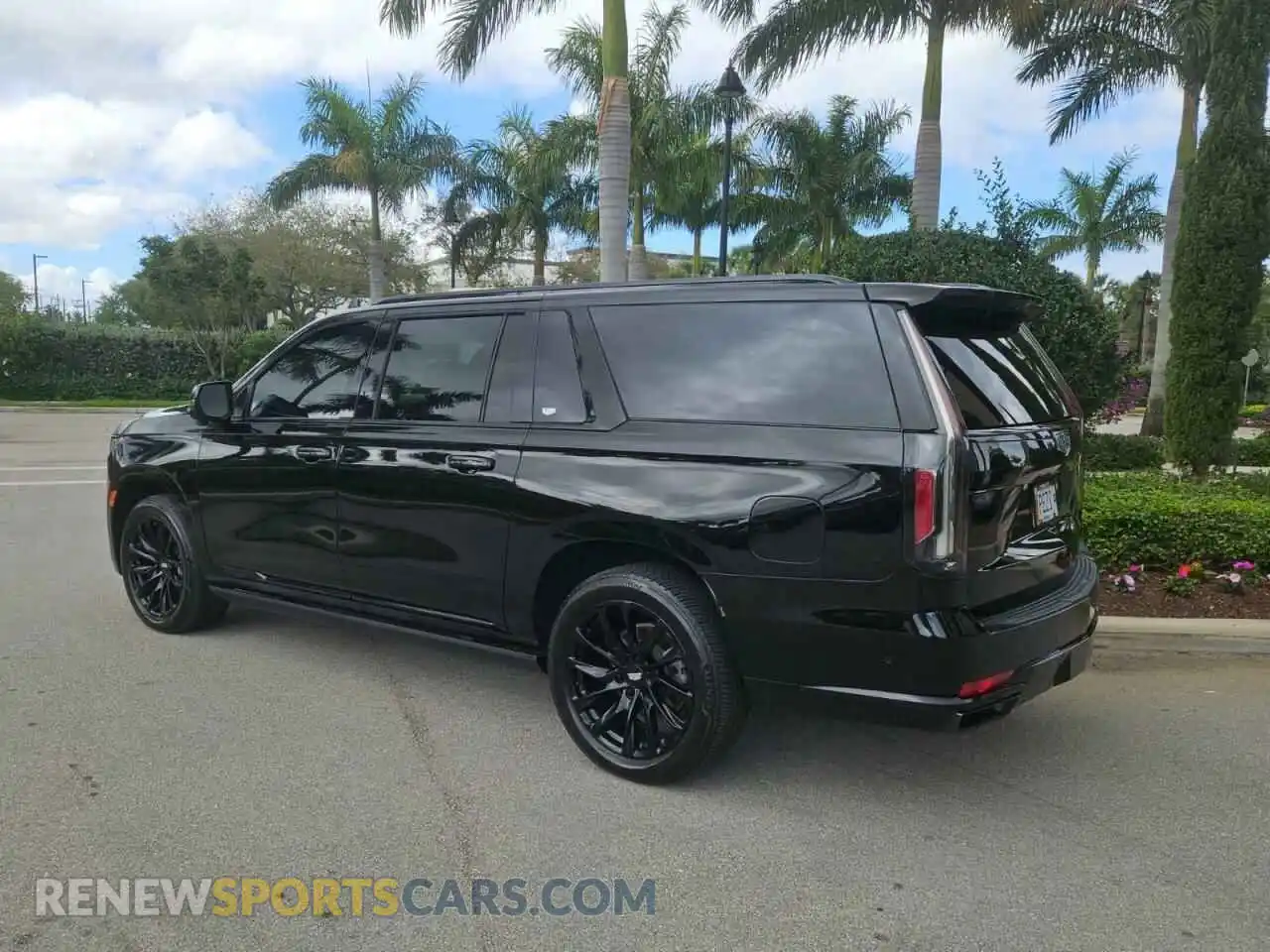 3 Photograph of a damaged car 1GYS4RKL8MR156162 CADILLAC ESCALADE 2021
