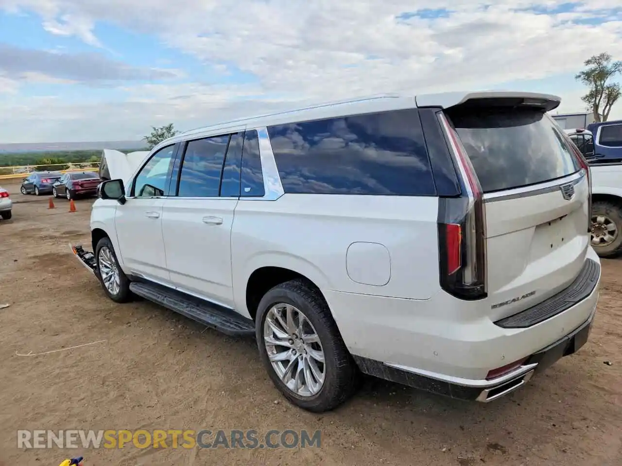 2 Photograph of a damaged car 1GYS4KKLXNR147780 CADILLAC ESCALADE 2022