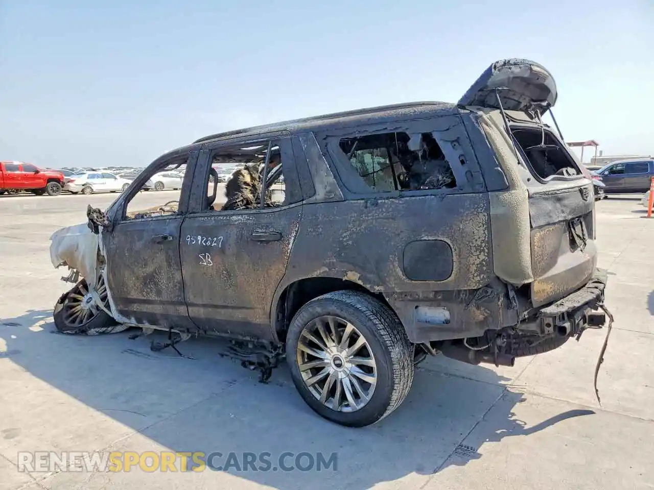 2 Photograph of a damaged car 1GYS3BKL1PR273841 CADILLAC ESCALADE 2023