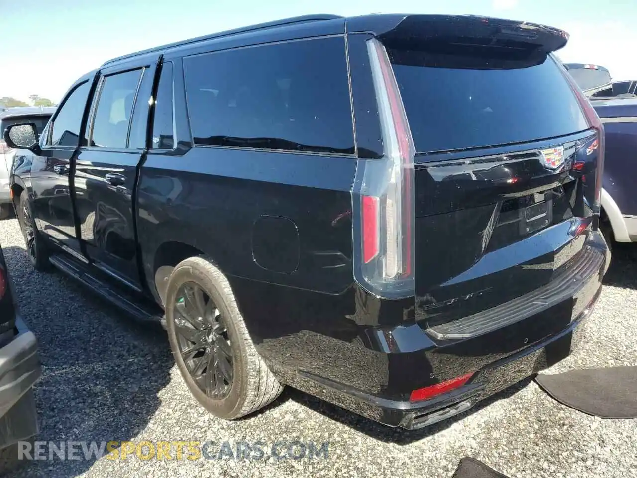 2 Photograph of a damaged car 1GYS3RKLXPR449097 CADILLAC ESCALADE 2023