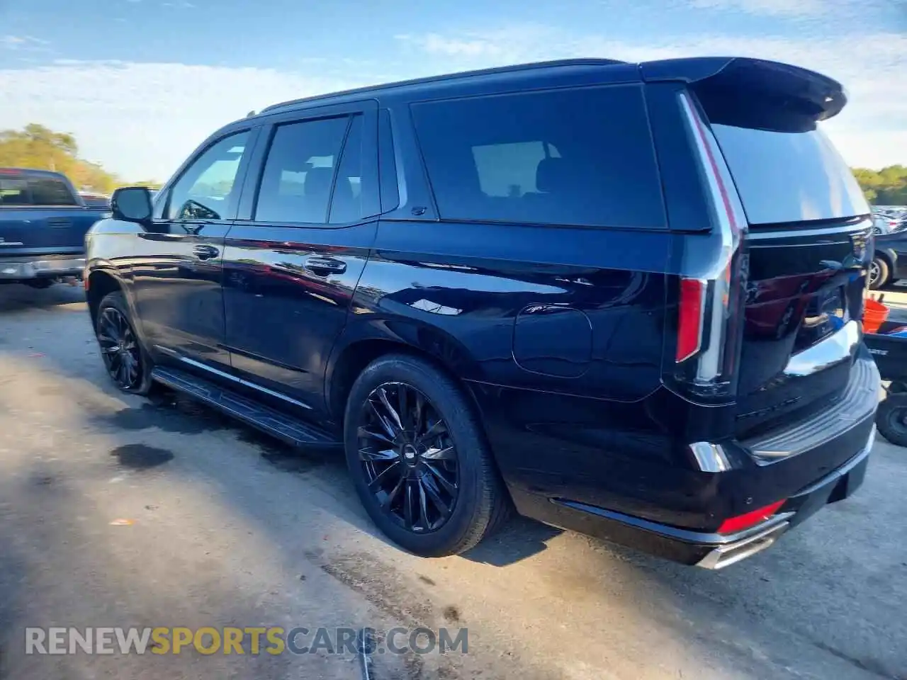 2 fotografías del automóvil dañado 1GYS4CKL7PR498235 CADILLAC ESCALADE 2023