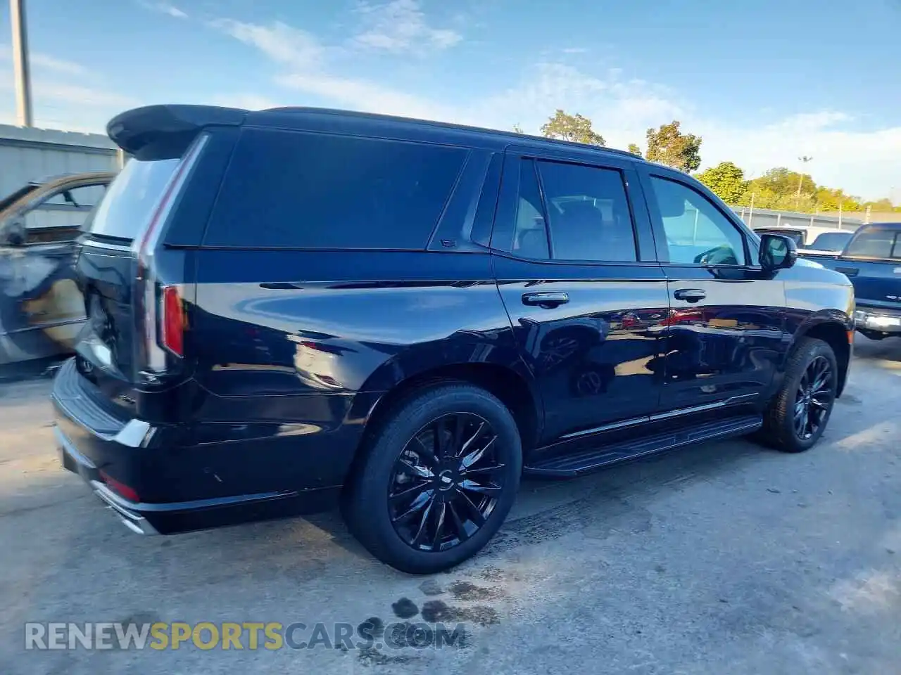 3 fotografías del automóvil dañado 1GYS4CKL7PR498235 CADILLAC ESCALADE 2023