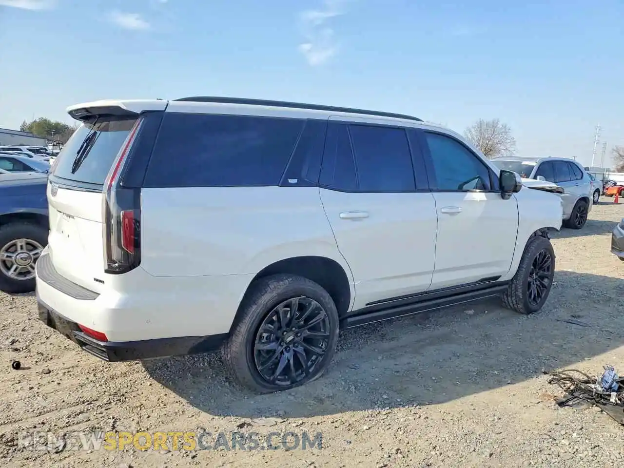 3 fotografías del automóvil dañado 1GYS4GKL7PR451407 CADILLAC ESCALADE 2023