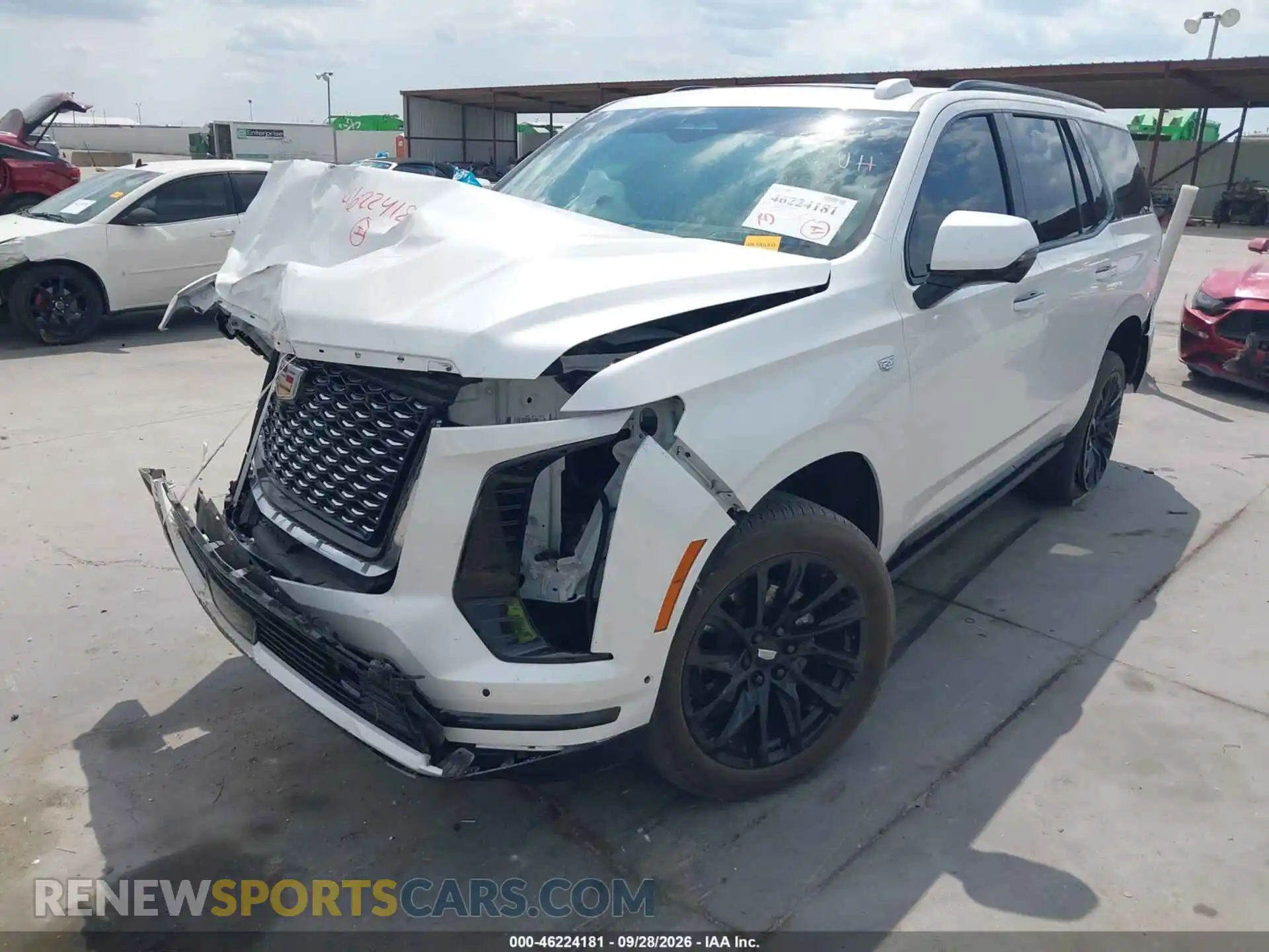 2 fotografías del automóvil dañado 1GYS9BRL5SR342043 CADILLAC ESCALADE 2025