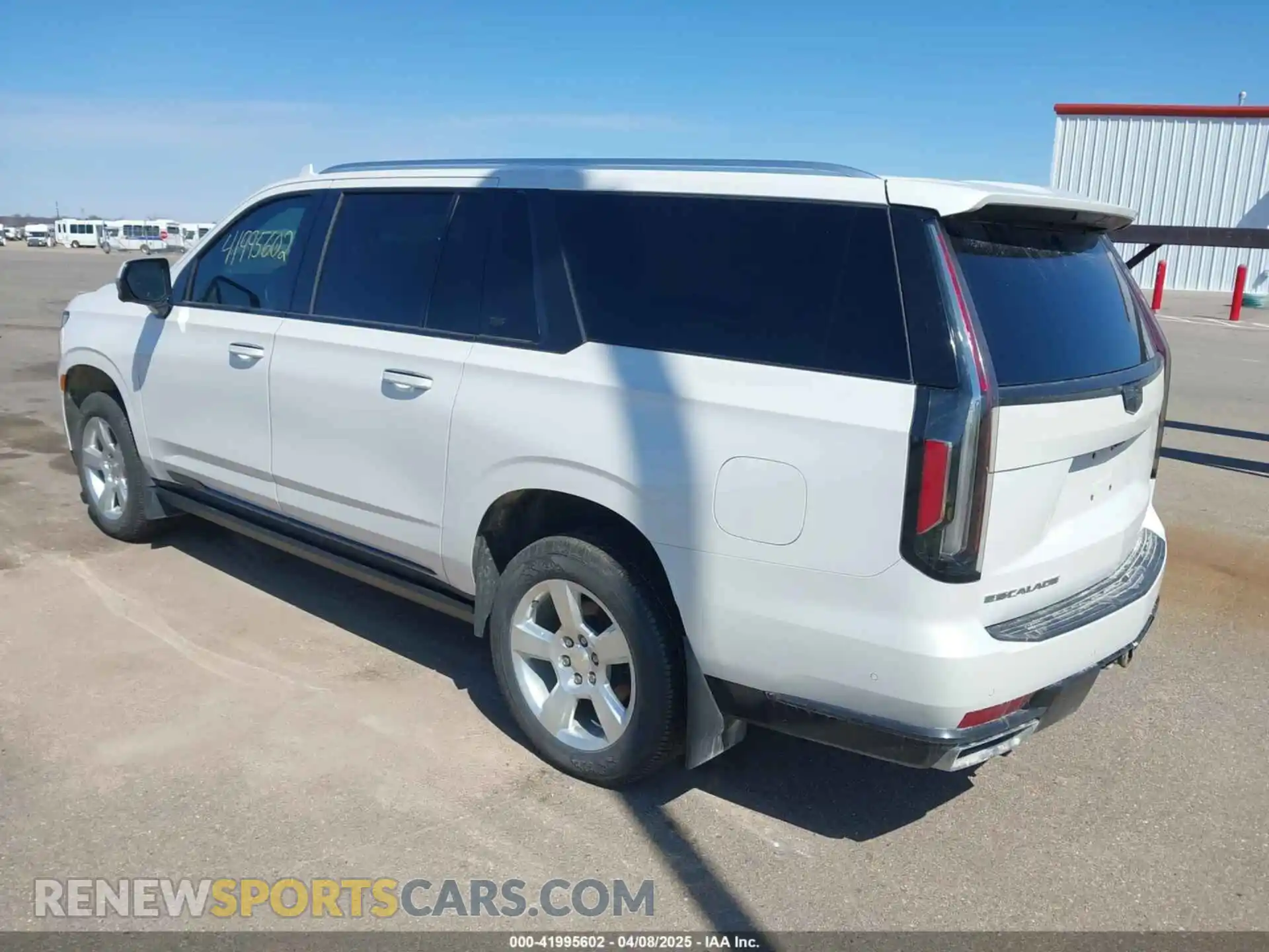 3 Photograph of a damaged car 1GYS4LKL2MR371453 CADILLAC ESCALADE ESV 2021