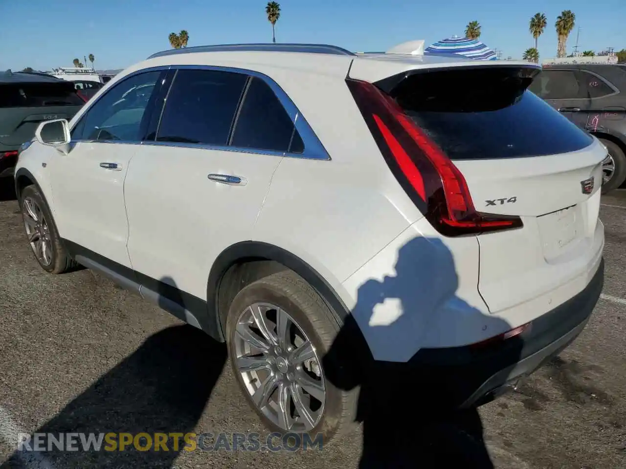 2 Photograph of a damaged car 1GYFZCR41KF115272 CADILLAC XT4 2019