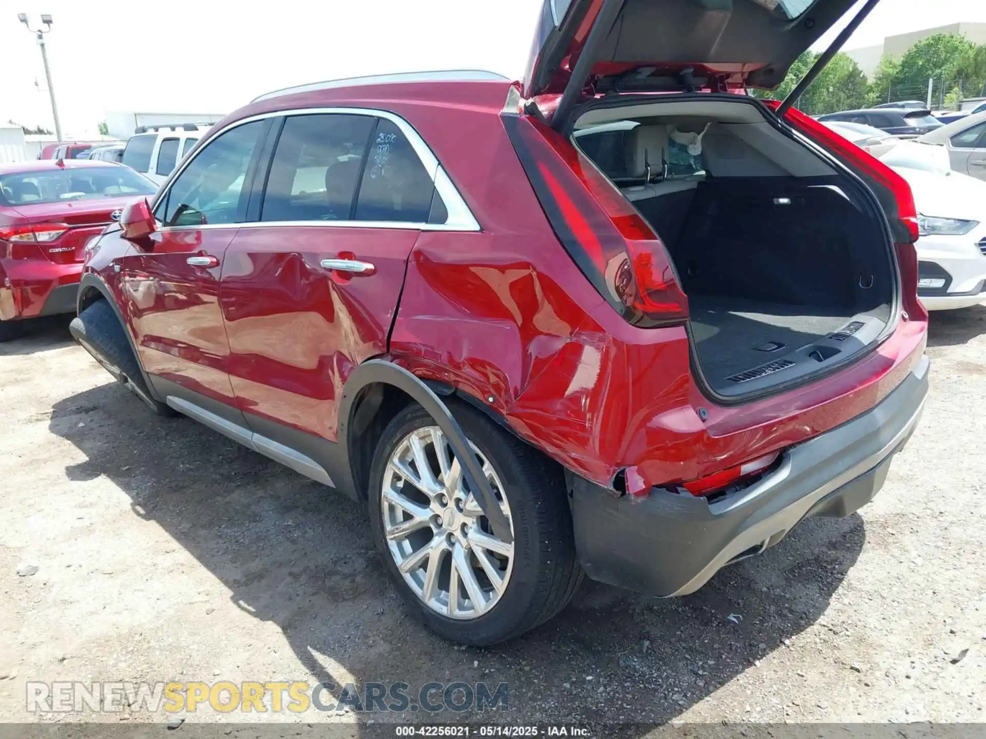 3 Photograph of a damaged car 1GYFZCR49KF207634 CADILLAC XT4 2019