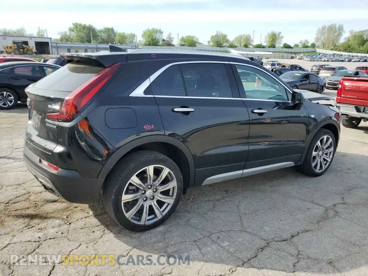 3 Photograph of a damaged car 1GYFZCR4XKF100124 CADILLAC XT4 2019