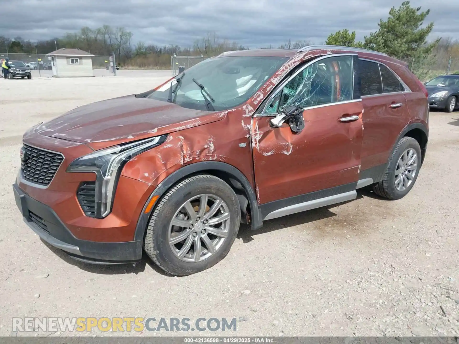 2 Photograph of a damaged car 1GYFZDR45KF183306 CADILLAC XT4 2019