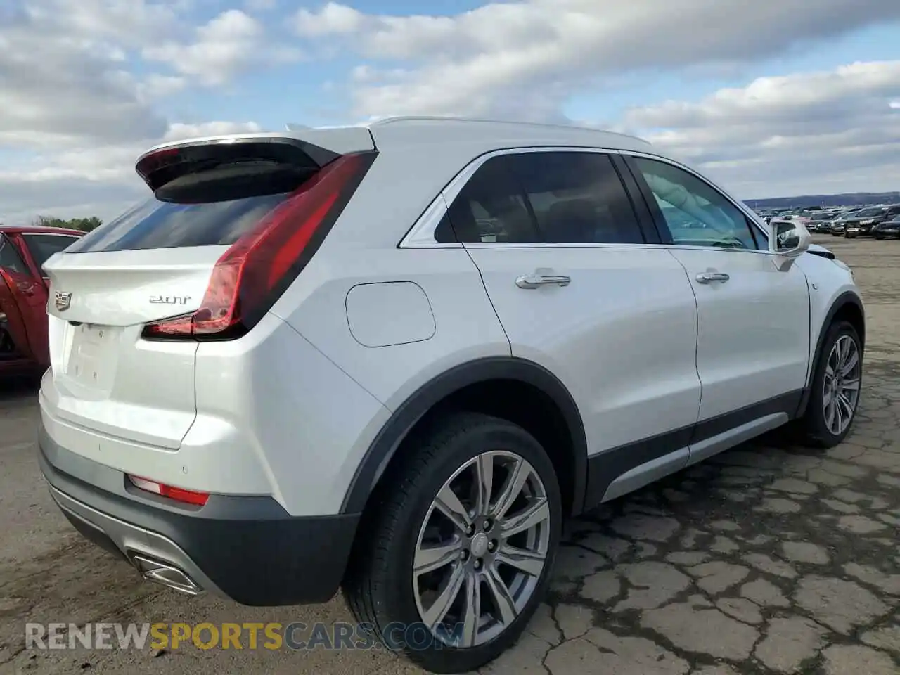 3 Photograph of a damaged car 1GYFZDR4XKF192728 CADILLAC XT4 2019