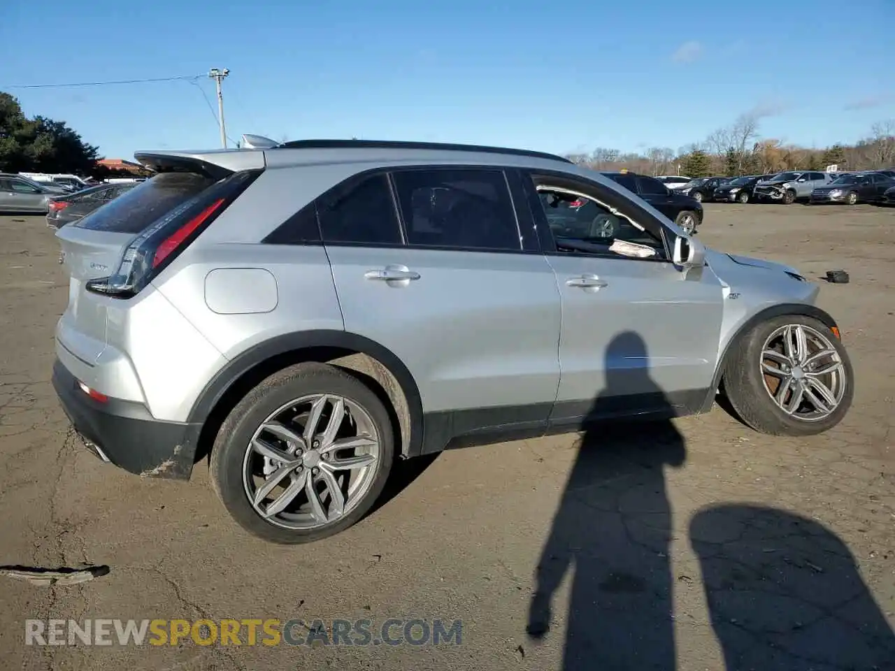 3 Photograph of a damaged car 1GYFZFR44KF229025 CADILLAC XT4 2019