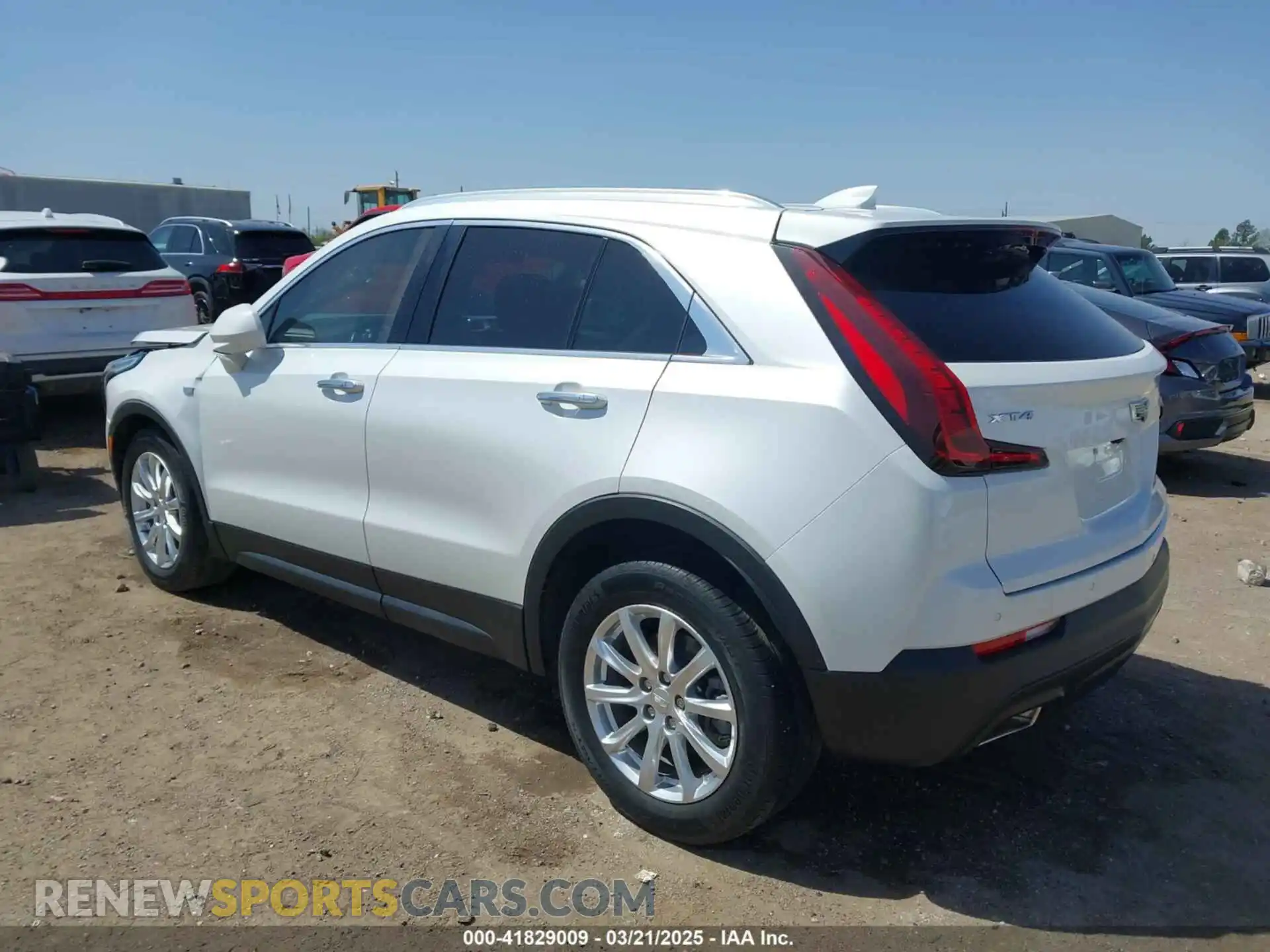 3 Photograph of a damaged car 1GYAZAR40LF139918 CADILLAC XT4 2020