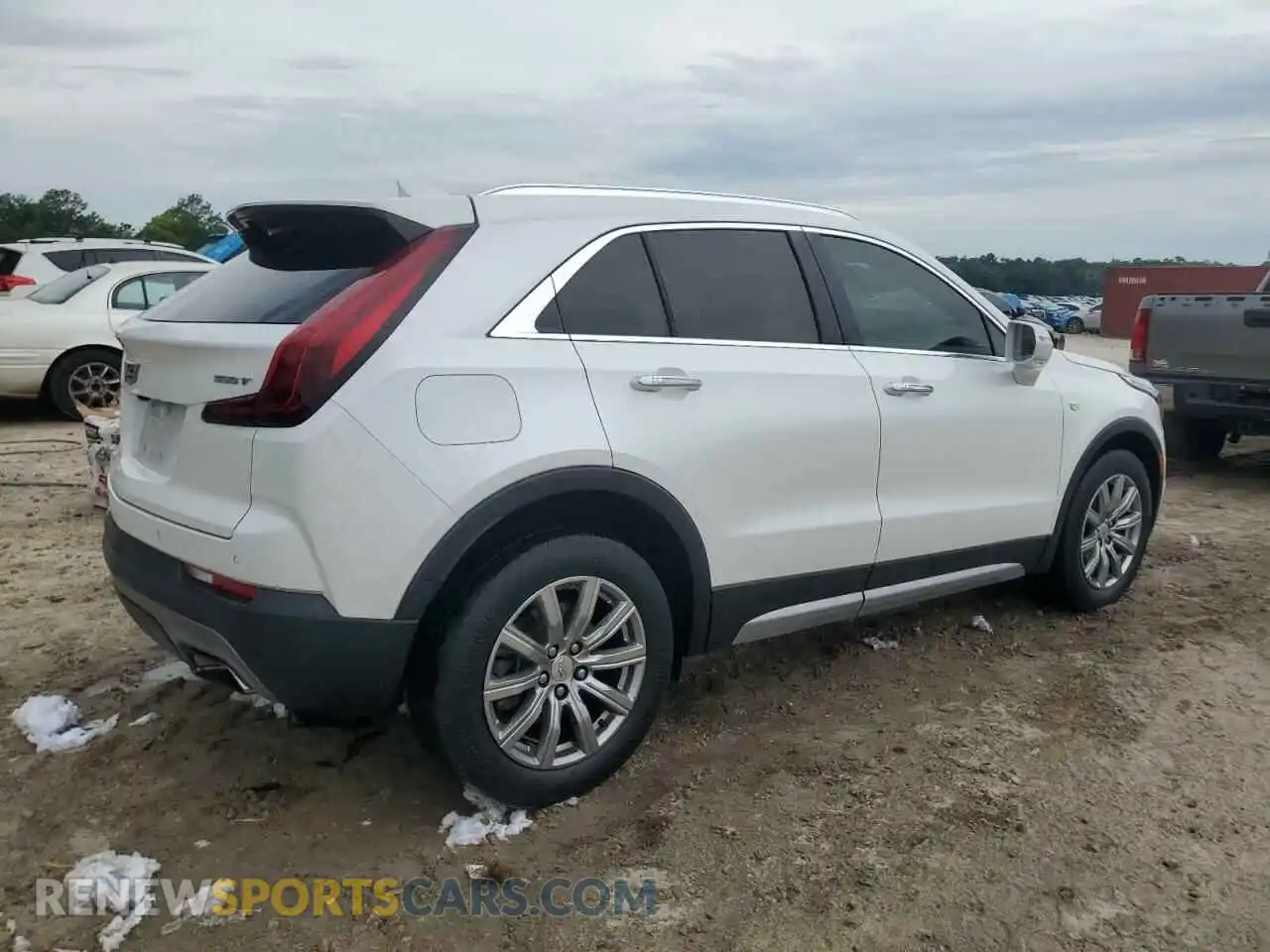 3 Photograph of a damaged car 1GYFZCR41LF060002 CADILLAC XT4 2020