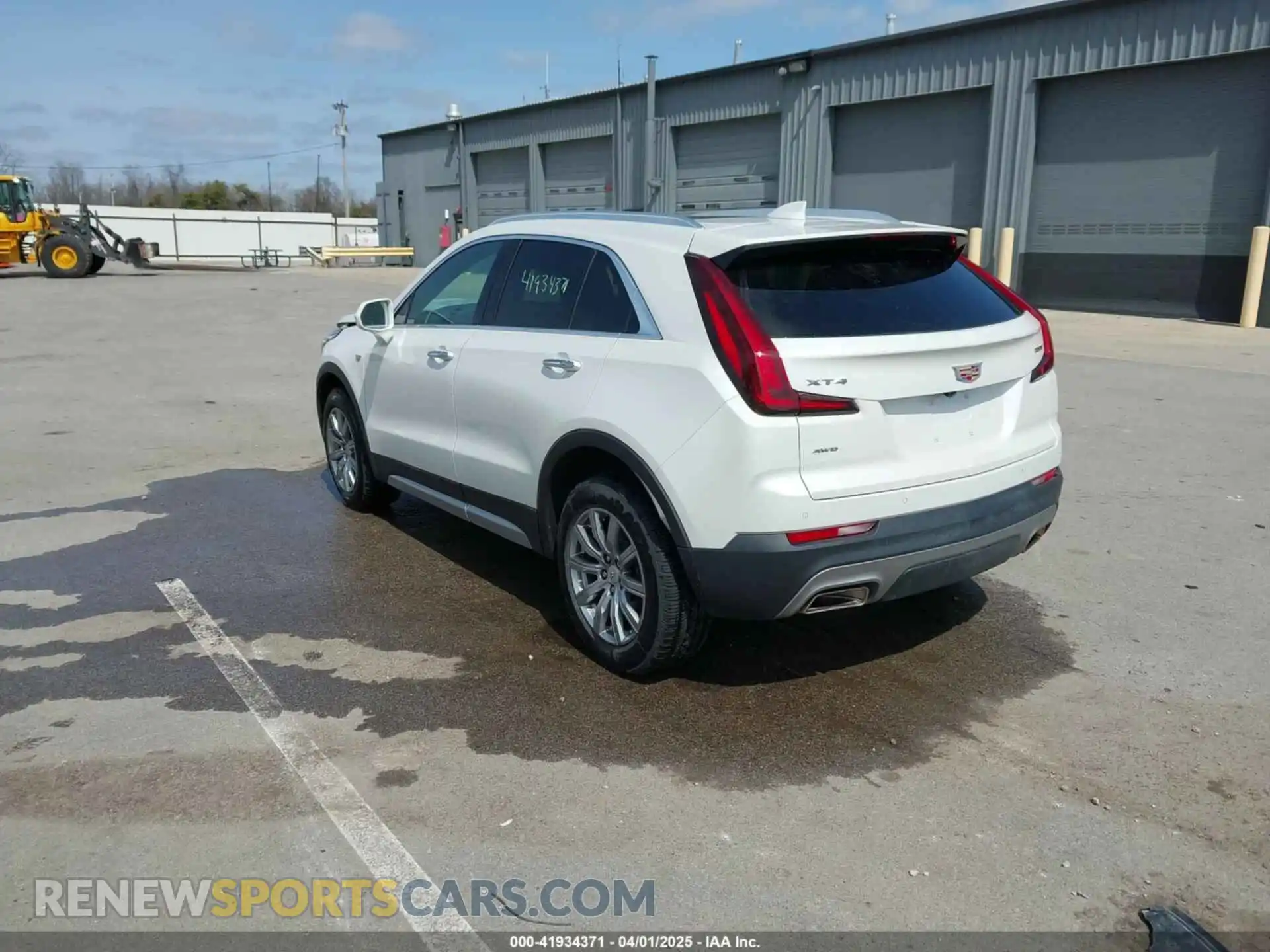 3 Photograph of a damaged car 1GYFZDR44LF036461 CADILLAC XT4 2020