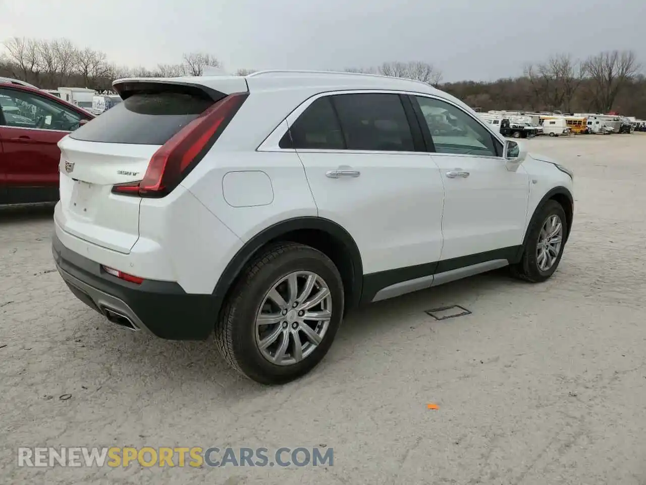 3 Photograph of a damaged car 1GYFZDR49LF047360 CADILLAC XT4 2020