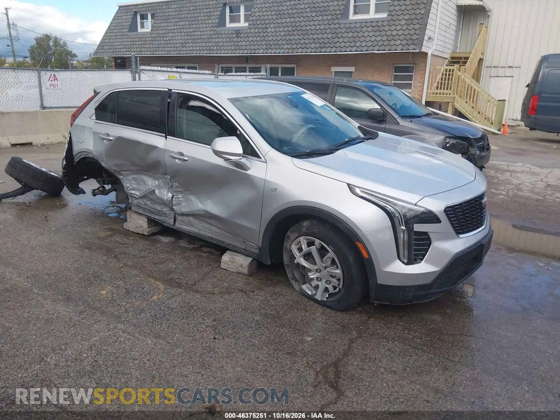 1 Photograph of a damaged car 1GYAZAR45MF071651 CADILLAC XT4 2021