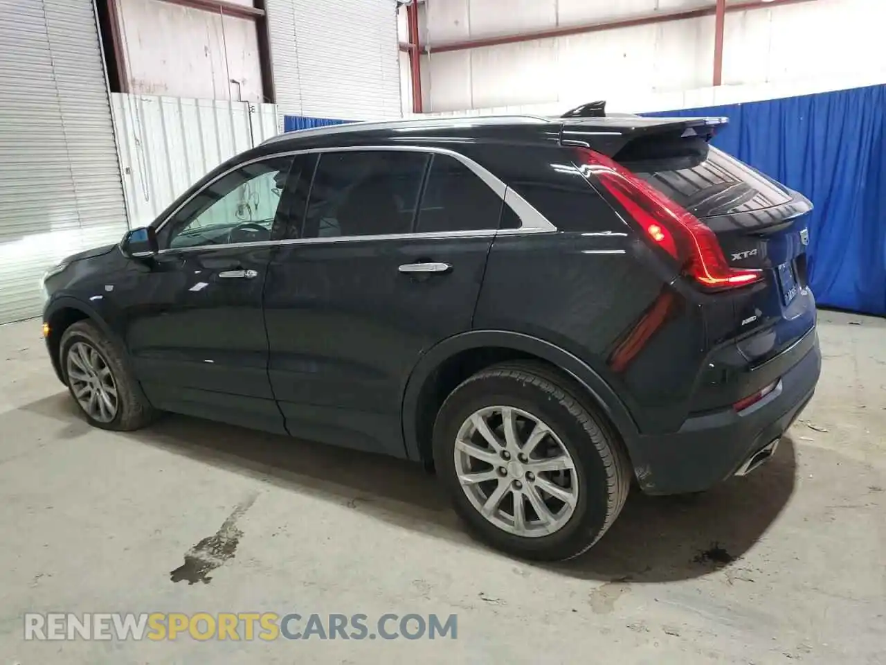2 Photograph of a damaged car 1GYFZBR42MF055788 CADILLAC XT4 2021