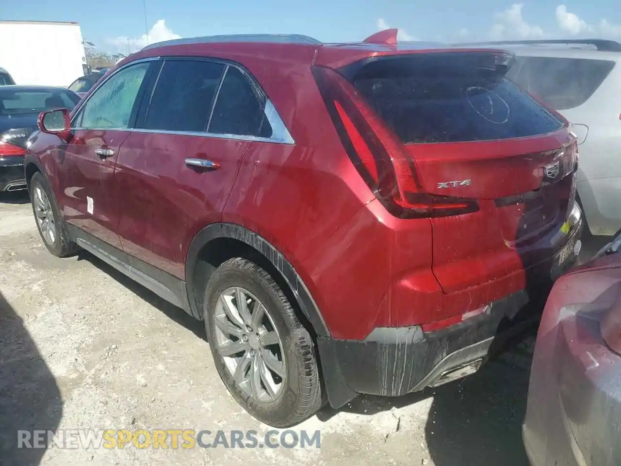 2 Photograph of a damaged car 1GYFZCR41MF018334 CADILLAC XT4 2021