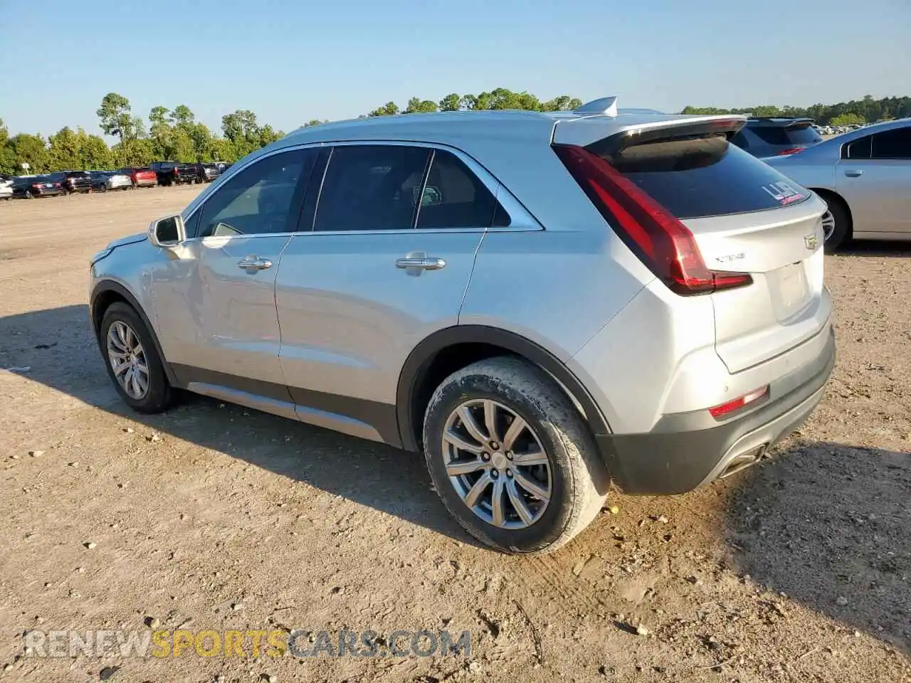 2 Photograph of a damaged car 1GYFZCR49MF001913 CADILLAC XT4 2021