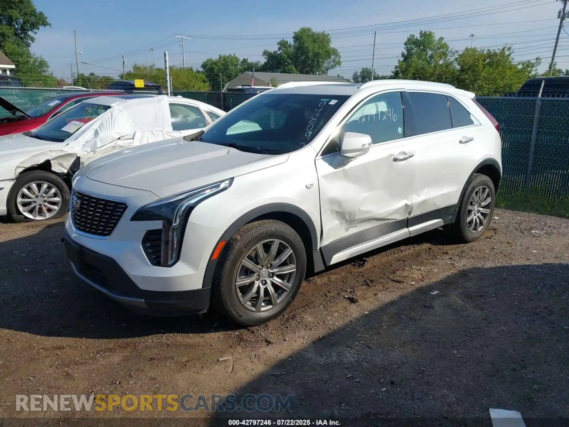 2 Photograph of a damaged car 1GYFZDR44MF048093 CADILLAC XT4 2021