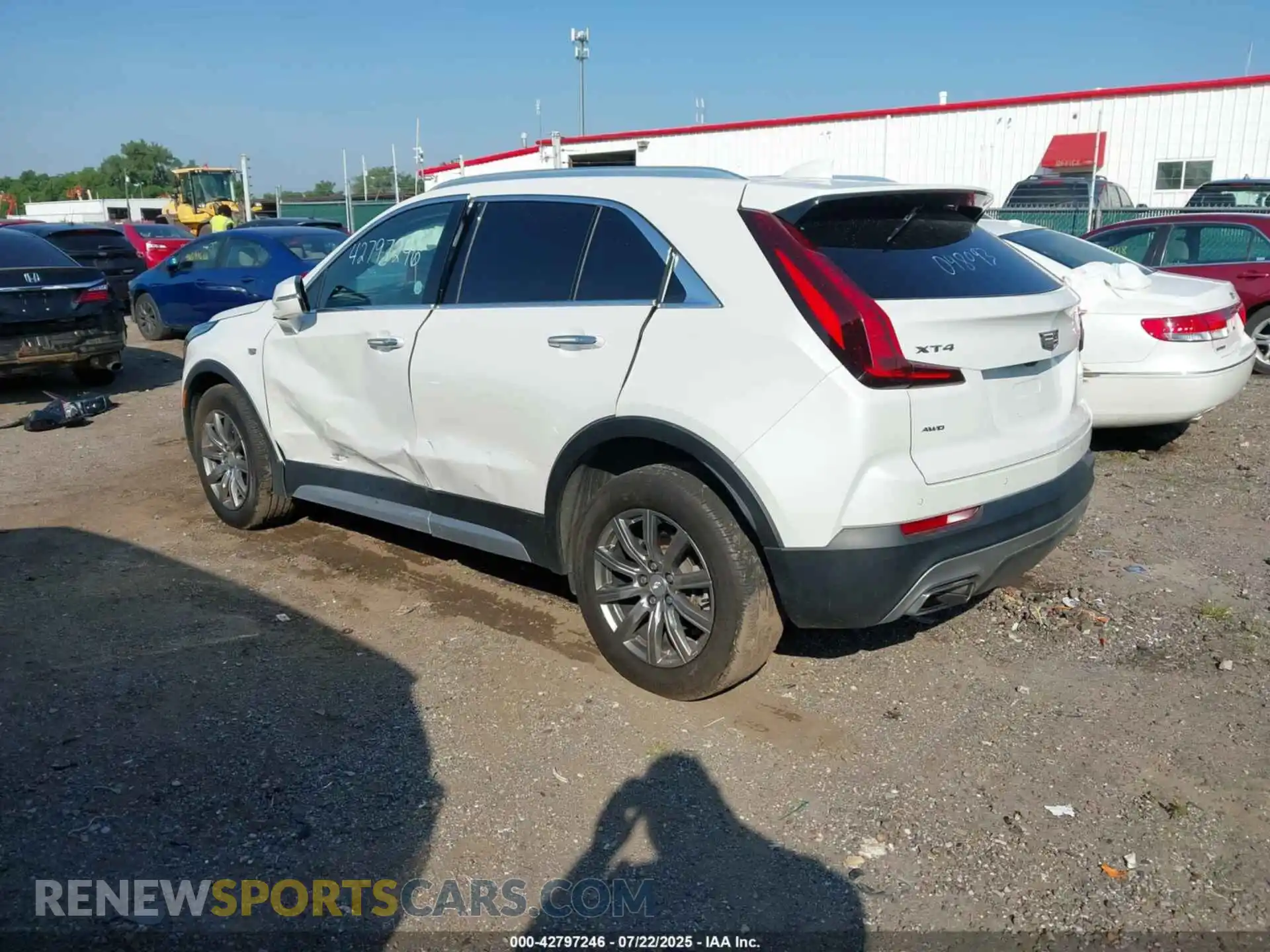 3 Photograph of a damaged car 1GYFZDR44MF048093 CADILLAC XT4 2021