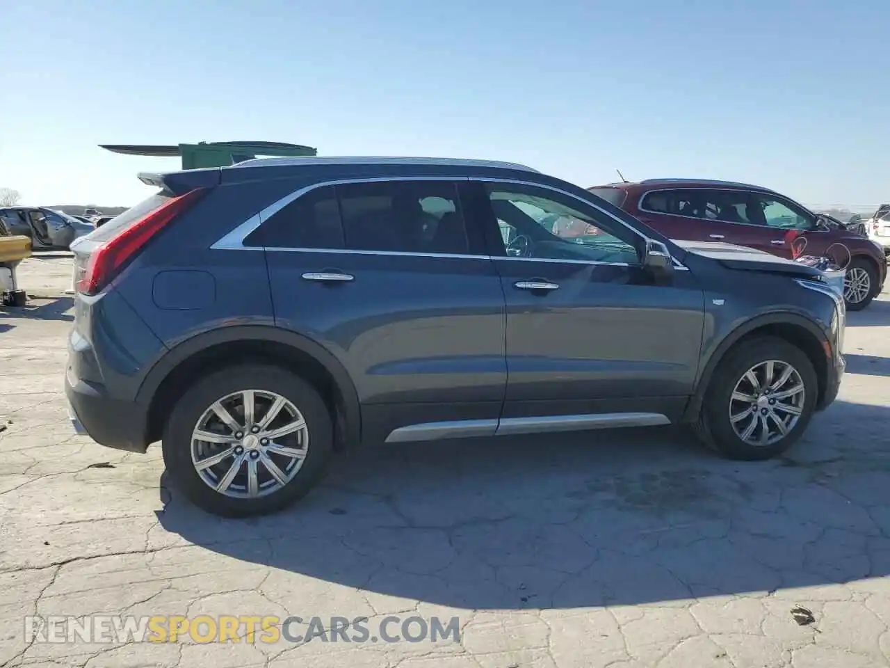3 Photograph of a damaged car 1GYFZDR47MF002175 CADILLAC XT4 2021