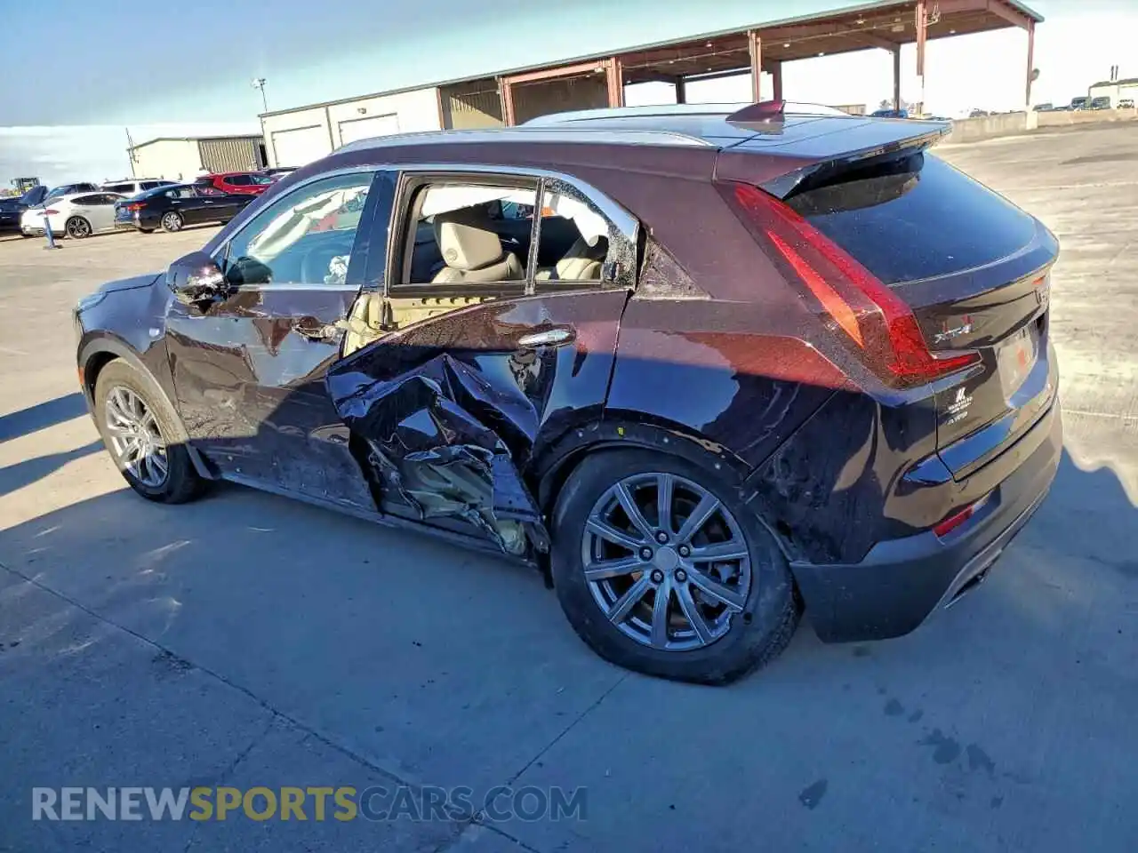 2 Photograph of a damaged car 1GYFZDR47MF056446 CADILLAC XT4 2021