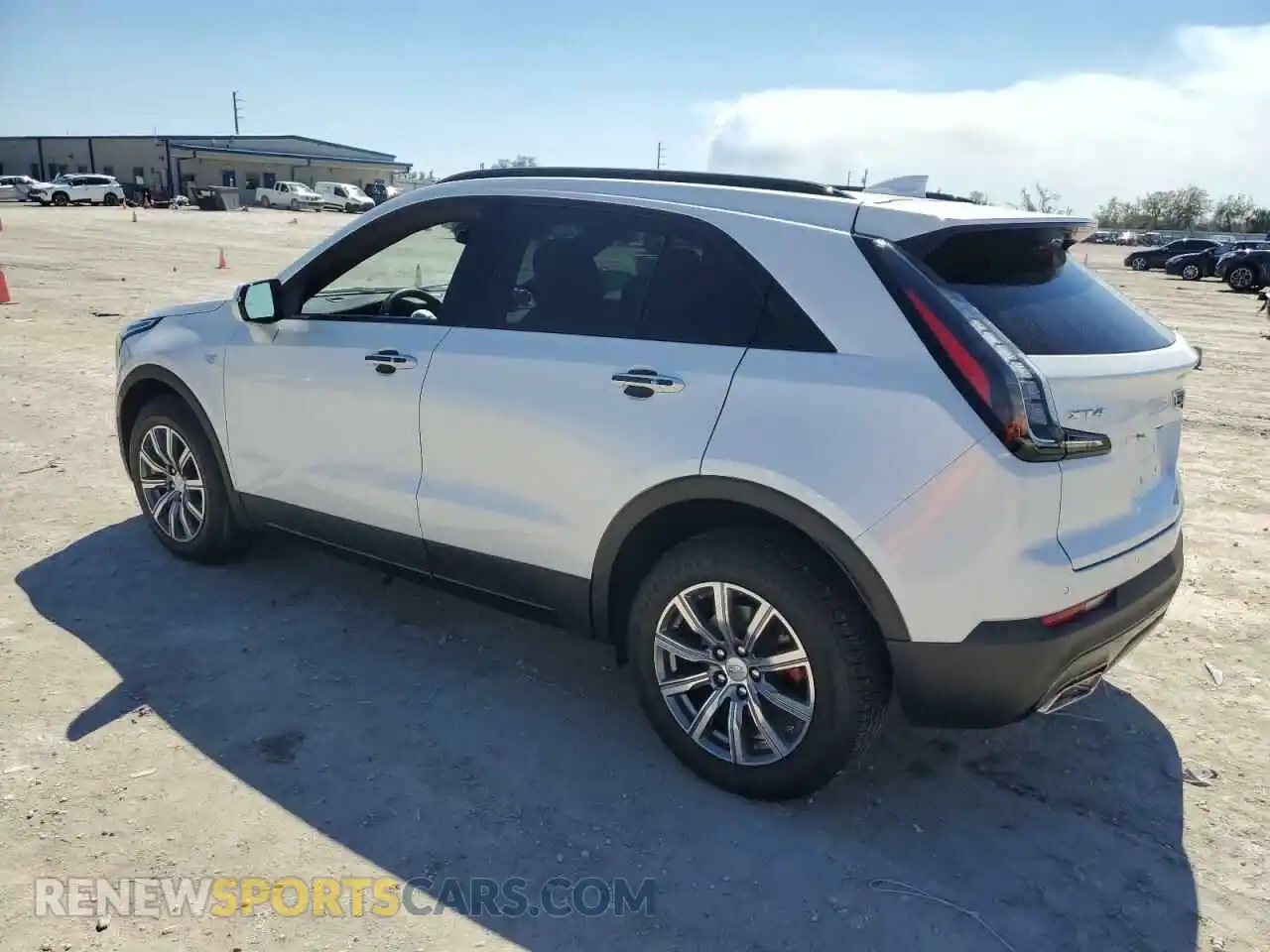 2 Photograph of a damaged car 1GYFZER42MF076951 CADILLAC XT4 2021