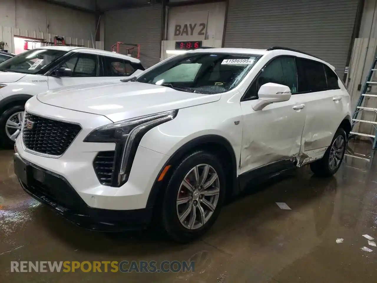 1 Photograph of a damaged car 1GYFZFR48MF023578 CADILLAC XT4 2021