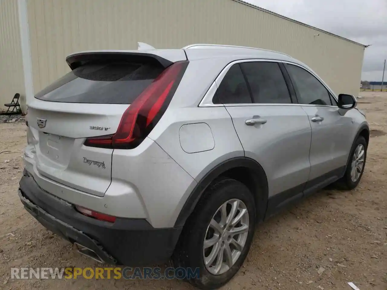 3 Photograph of a damaged car 1GYAZAR44NF106701 CADILLAC XT4 2022
