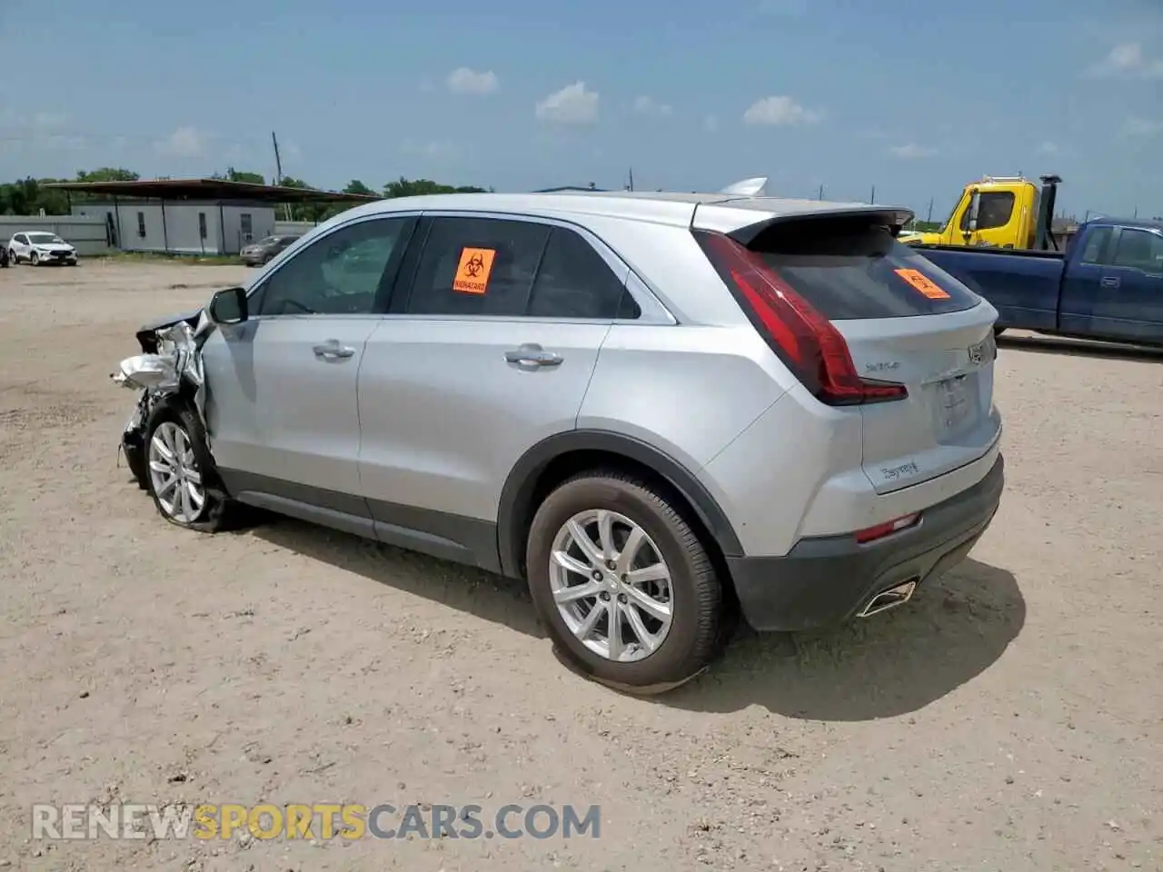2 Фотография поврежденного автомобиля 1GYAZAR46NF108885 CADILLAC XT4 2022