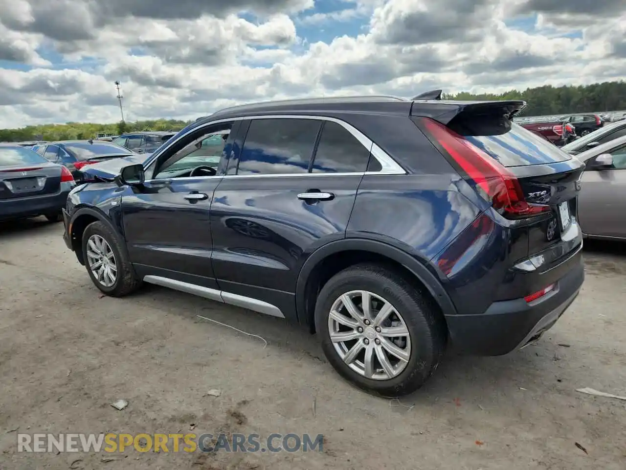 2 Photograph of a damaged car 1GYFZCR40NF169909 CADILLAC XT4 2022