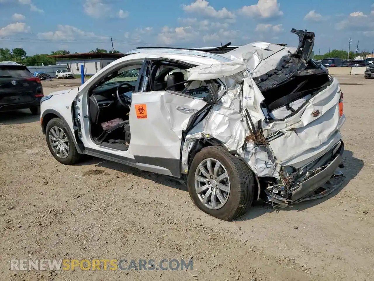2 Photograph of a damaged car 1GYFZCR42NF112658 CADILLAC XT4 2022