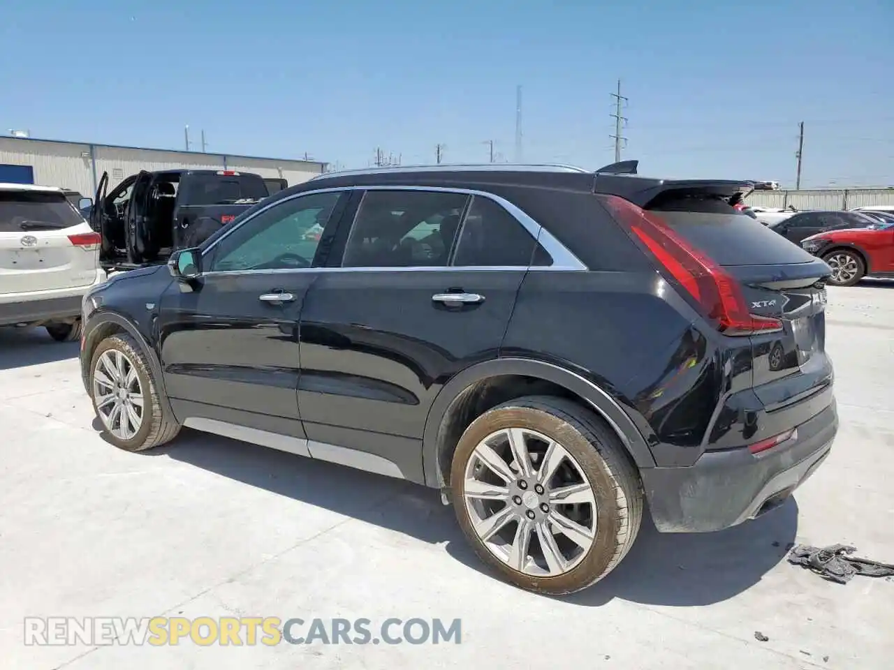 2 Photograph of a damaged car 1GYFZCR42NF127273 CADILLAC XT4 2022