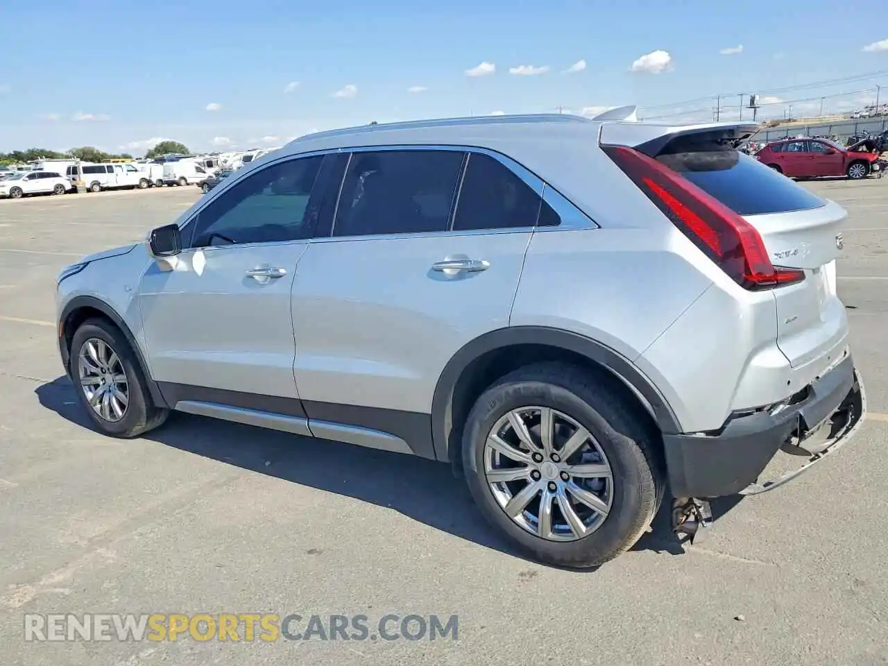2 Photograph of a damaged car 1GYFZDR48NF102240 CADILLAC XT4 2022